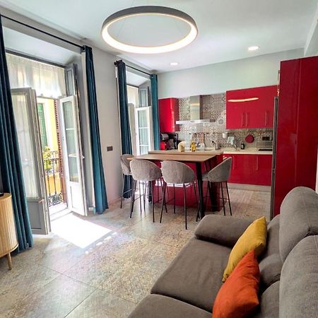 Alma De Malaga 2Br Stay With Art History & Comfort In The Heart Of The City Luaran gambar
