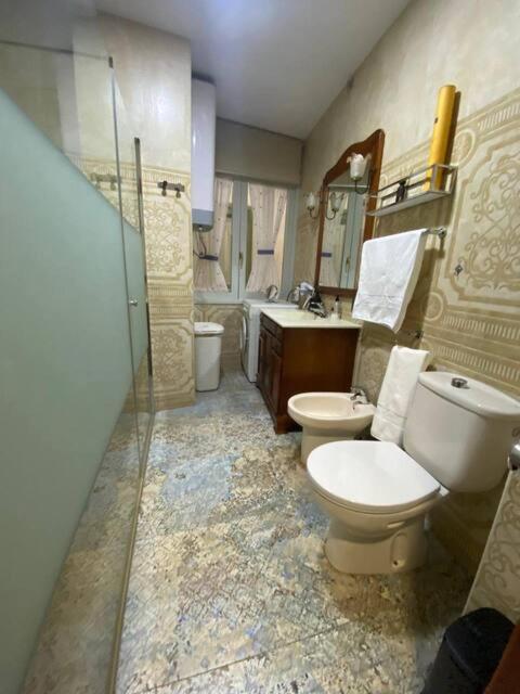 Alma De Malaga 2Br Stay With Art History & Comfort In The Heart Of The City Luaran gambar