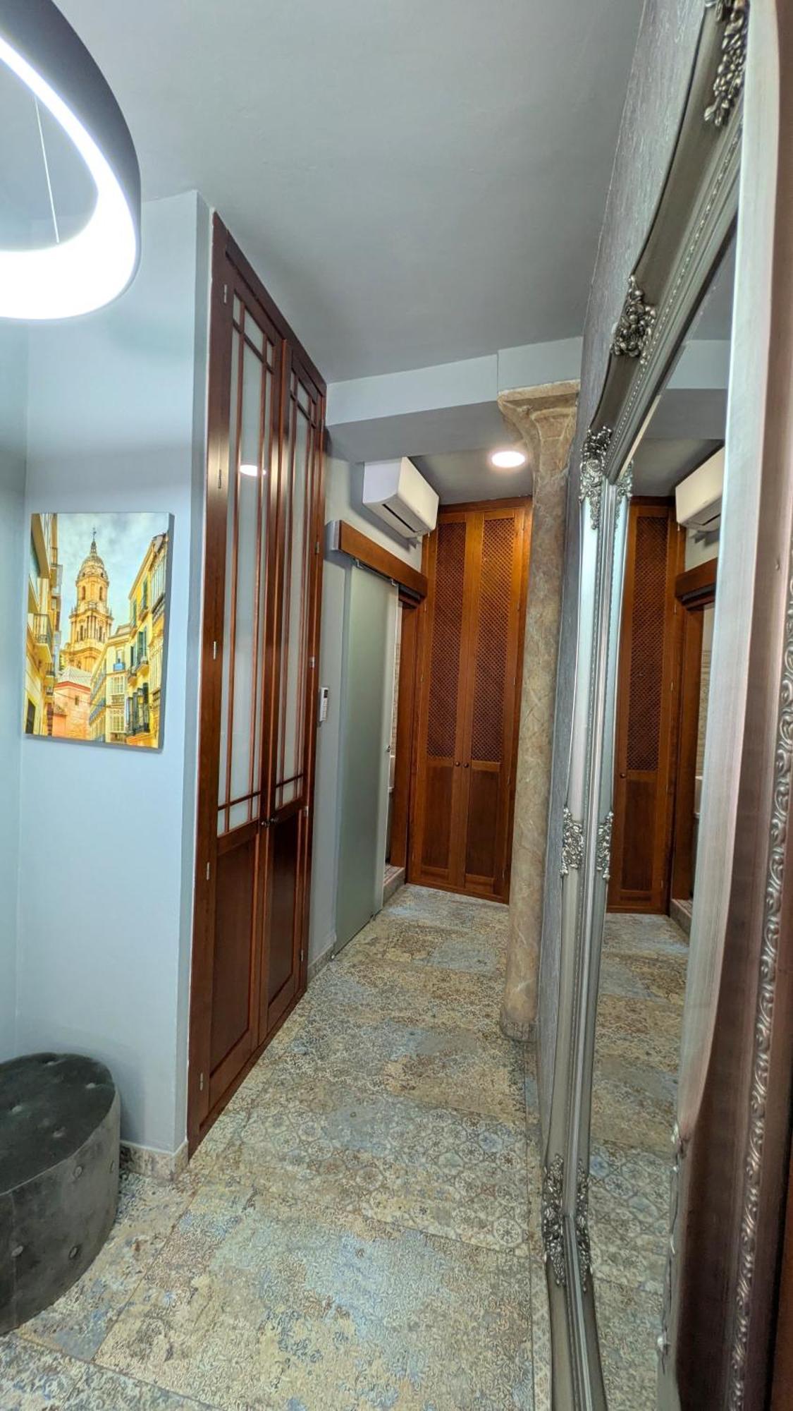 Alma De Malaga 2Br Stay With Art History & Comfort In The Heart Of The City Luaran gambar